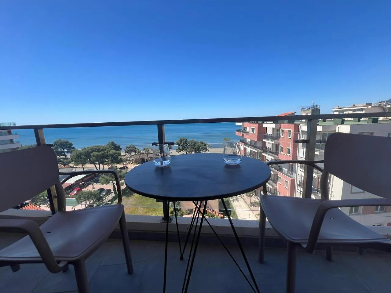 Elite Hotel And Apartaments Lezhë 0*,  ألبانيا